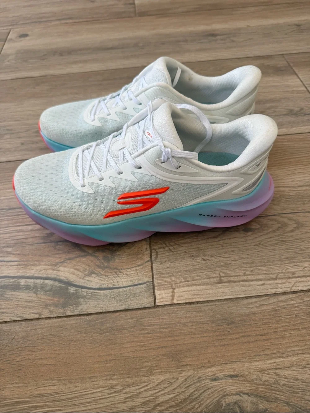 Skechers women athletic